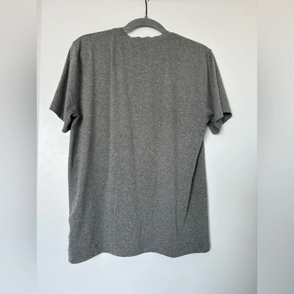 Nike Men’s T Heather Gray Navy Manning Passing Academy Graphic Size Large - Picture 3 of 6